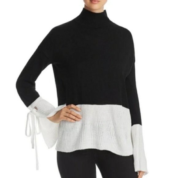 Alison Andrews color block sweater with fun sleeves - Picture 2 of 6
